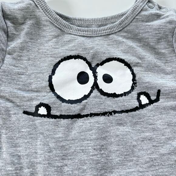 Lullaby Lane Boys 6-9 Month Romper Outfit Gray Monster Snap Closure - Picture 2 of 7